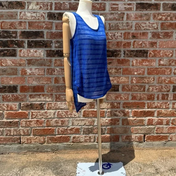 Mossimo sheer blue striped tank top / S / Excellent condition - Picture 10 of 12